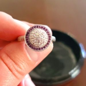 Purple crystal statement right, in silver, size 7